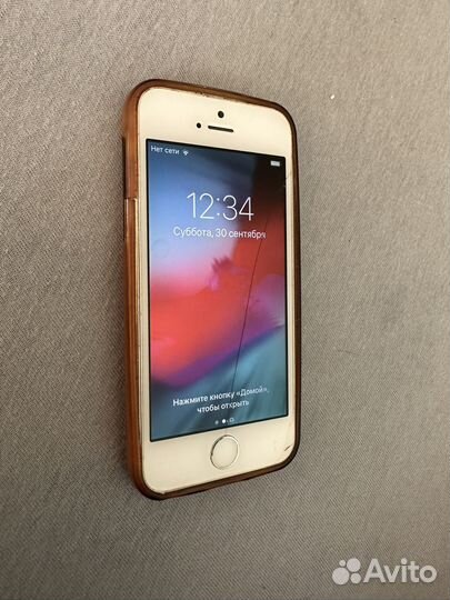 Телефон iPhone 5s