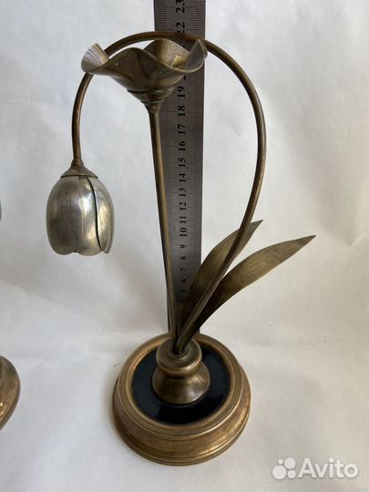 Старинные подсвечники, декор. Бронза. Тюльпаны