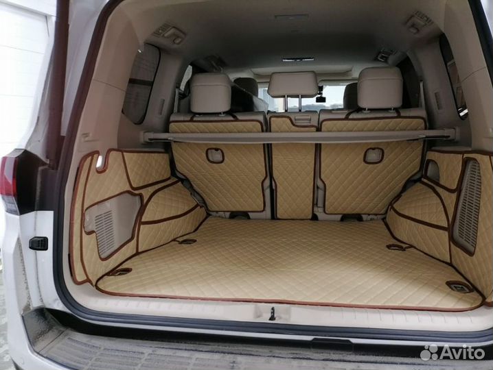 Автоковрики люкс из экокожи на Toyota Vitz