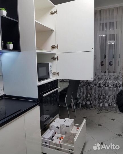 Кухонный гарнитур на заказ. Своё производство