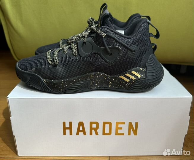 Баскетбольные кроссовки adidas harden stepback 3