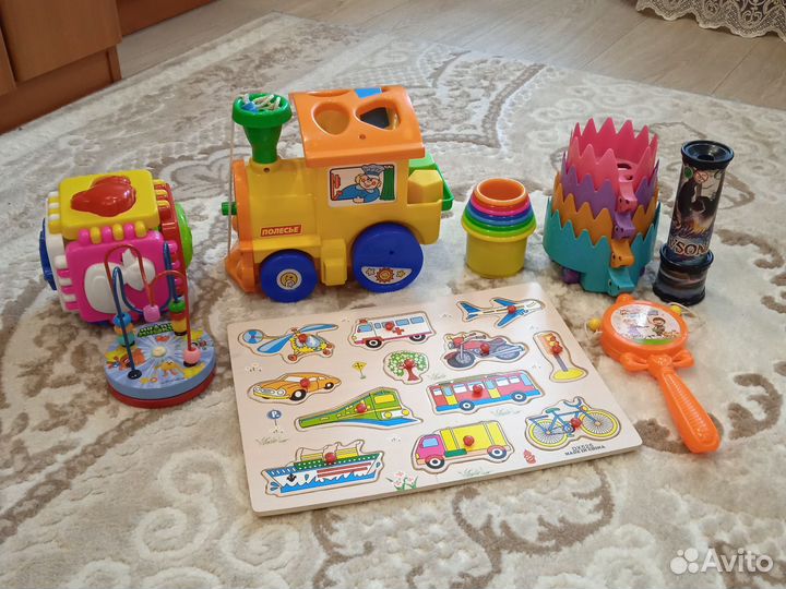 Развивающие игрушки