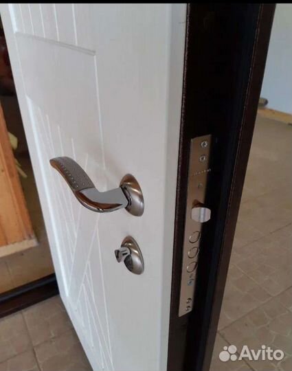 Дверь стальная порошок+мдф