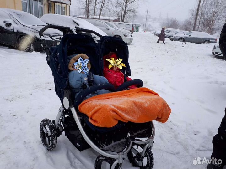 Коляска для двойни Bumbleride Indie Twin