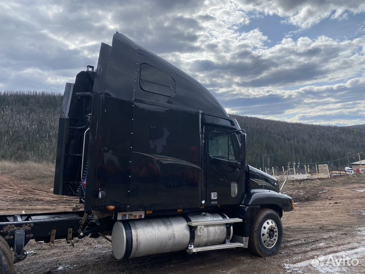 Freightliner Century Class, 2004