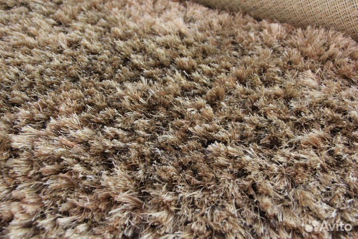 Ковер с высоким ворсом