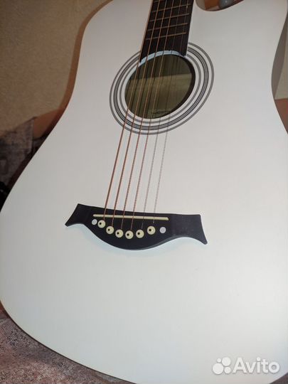 Акустическая гитара belucci