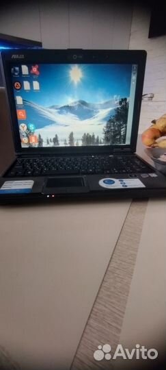 Ноутбук asus