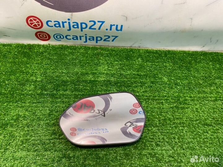 Полотно зеркала(3) переднее левое Toyota Sienta