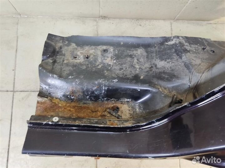 Угол порога задний левый Land Rover Discovery 4 2