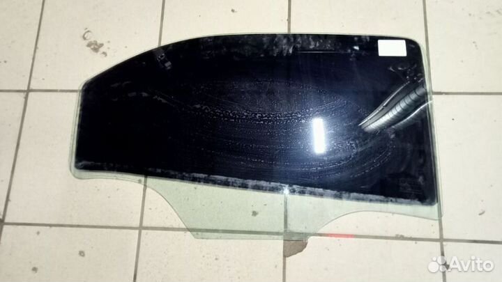 Стекло заднее правое Шевроле Кобальт