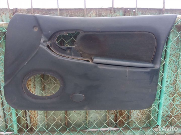 Дверная карта мазда 323f