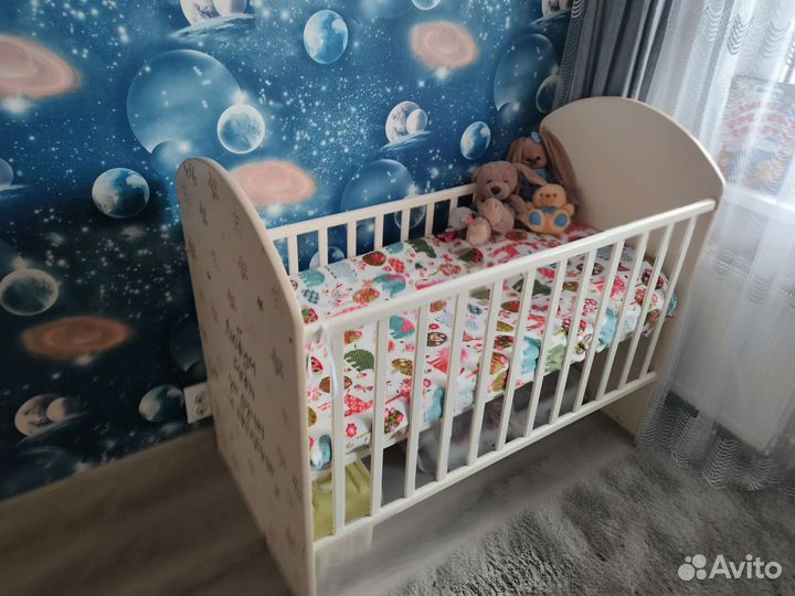 Детская кроватка
