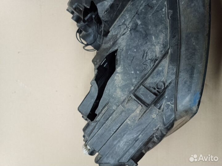 Фара передняя левая Volkswagen Polo 2017-20 на з/ч