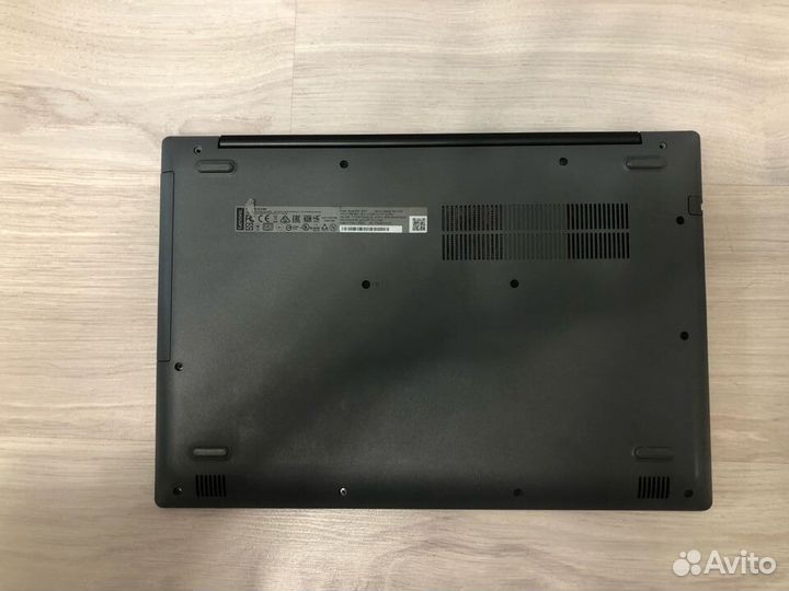 Ноутбук Lenovo 320-15ISK 80XH01nark