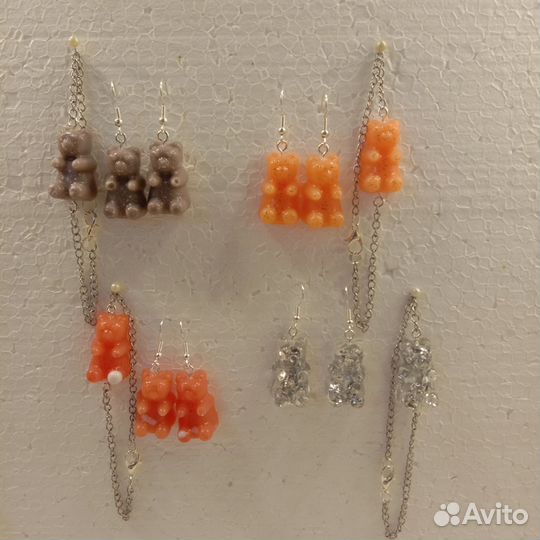 Серьги, кулоны, браслеты