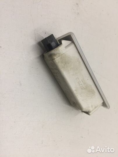 Плафон обшивки двери нижний (BMW X3)