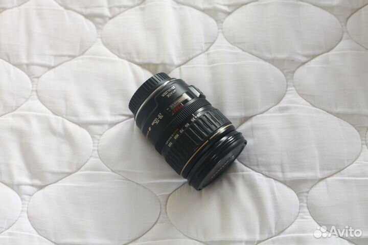 Canon EF 28-135mm f/3.5-5.6 IS USM