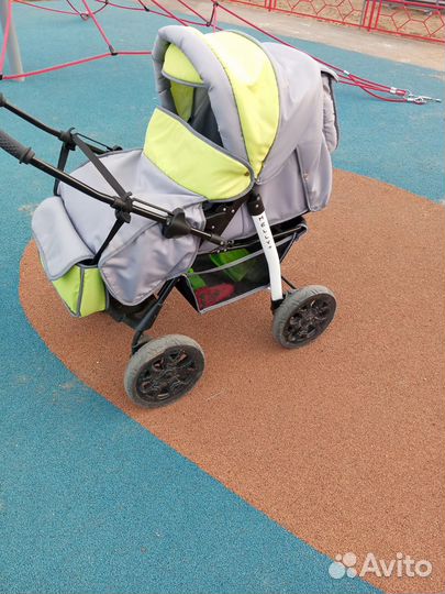 Детская коляска