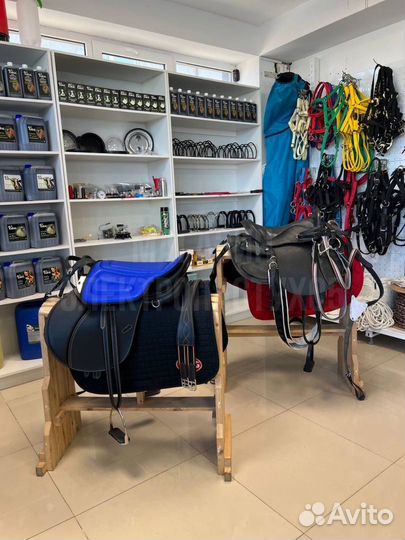 Конная амуниция для лошади