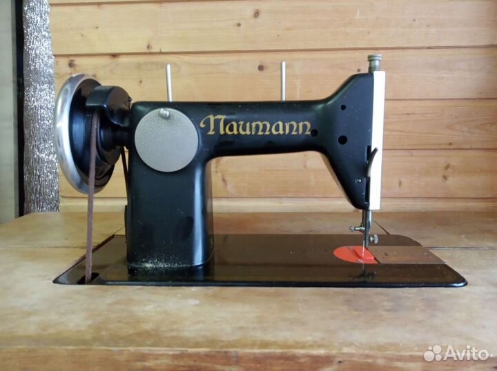 Швейная машинка Naumann