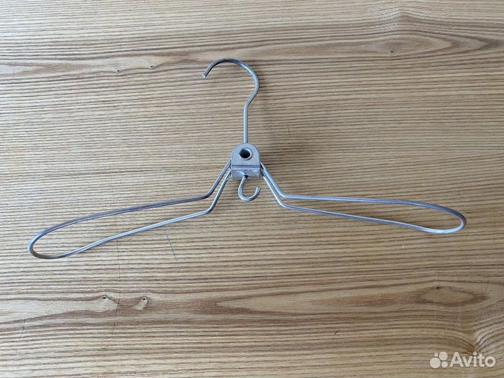 Вешалки для детской одежды