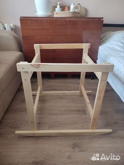 Подставка для люльки