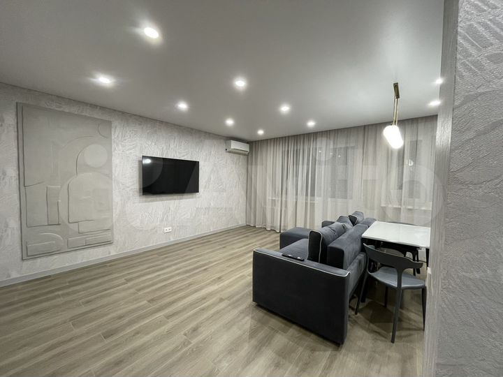 2-к. квартира, 50 м², 9/10 эт.