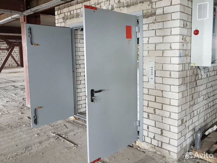 Двери технические, противопожарные. Любые размеры