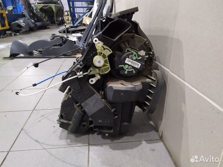 Печка. Рено логан. Рено сандеро