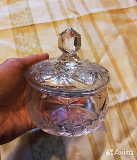 Конфетница с крышкой хрусталь