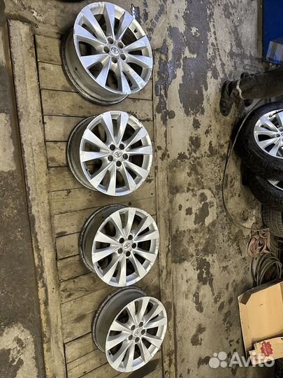 Диски R19 toyota venza