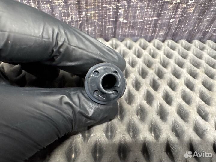 Направляющая замка лючка бензобака Bmw X5 E53 M54