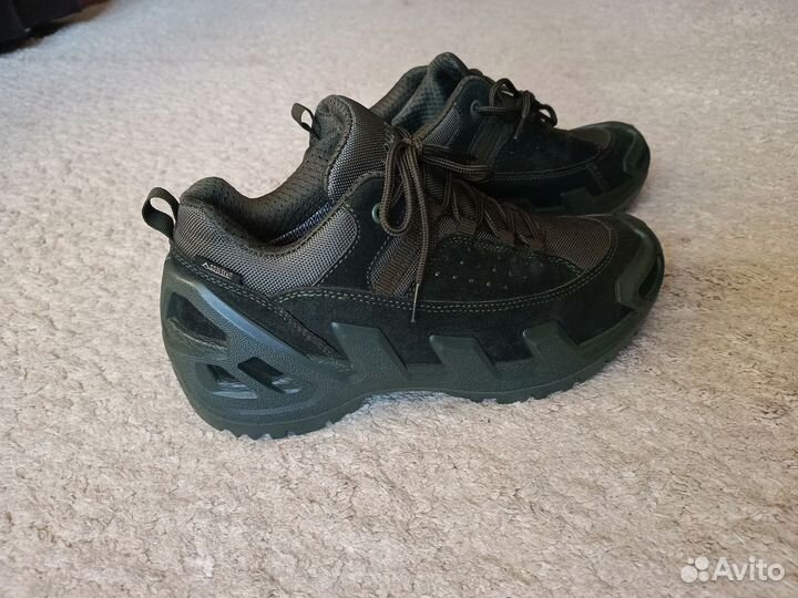 Тактические ботинки lowa