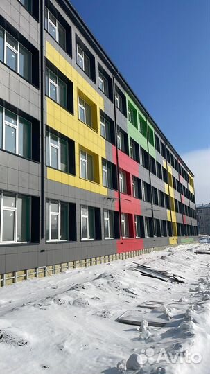 Монтажники навесных фасадов