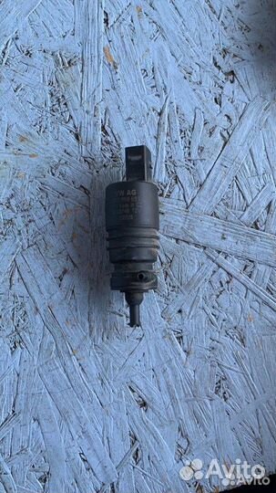 Моторчик стеклоомывателя Audi A4 B7 (2004 - 2009)