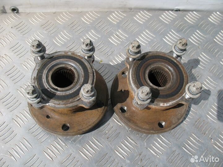 Ступица задняя BMW X5 E53 цена за штуку