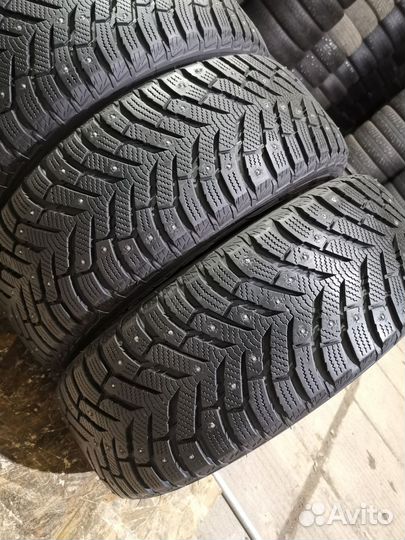 Toyo Observe Ice-Freezer 205/60 R16