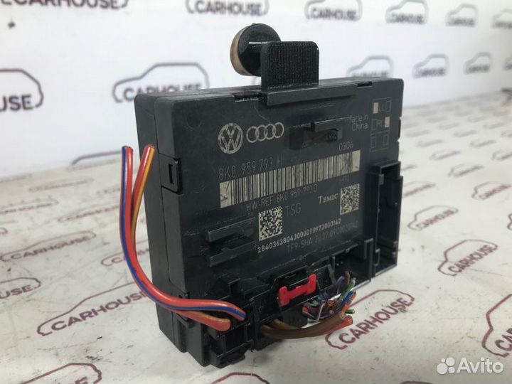 Блок управления дверьми Audi A4 B8