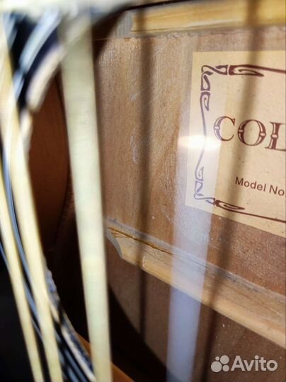 Акустическая гитара