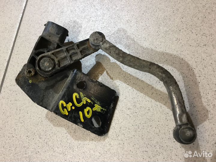 Датчик уровня пола Гранд Чероки после 2010г