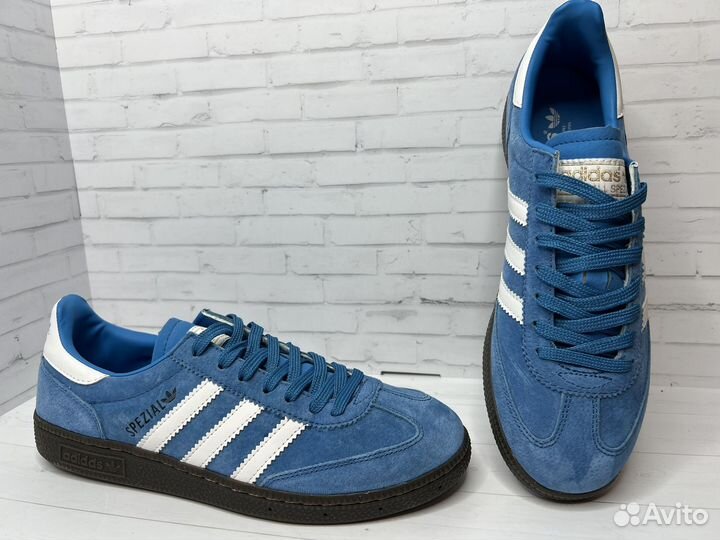 Кроссовки adidas spezial