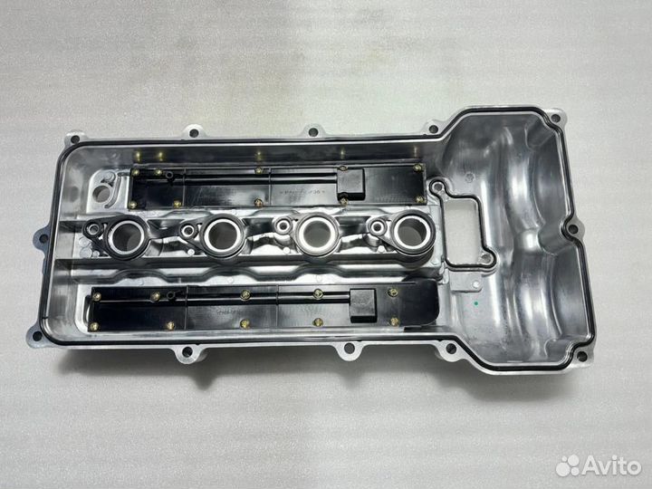 Клапанная крышка алюминиевая Hyundai Kia 1.6