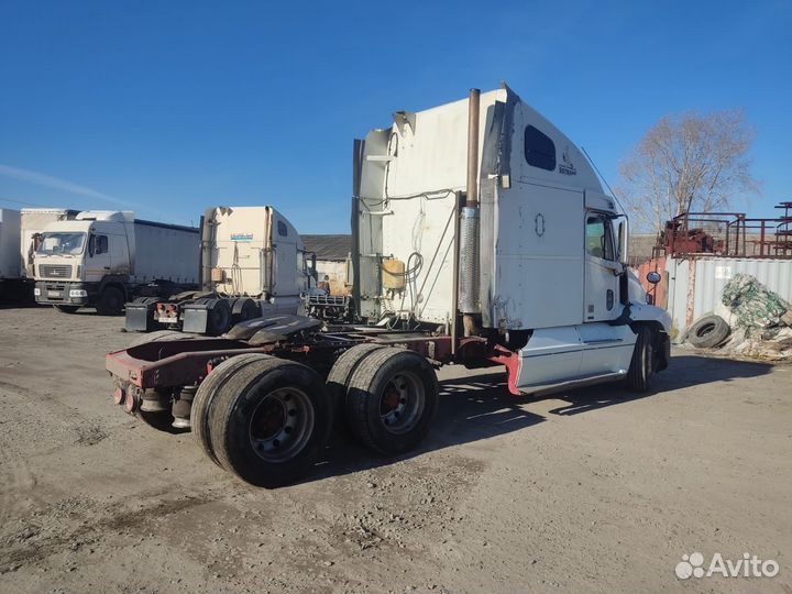 Freightliner Century с полуприцепом, 2003