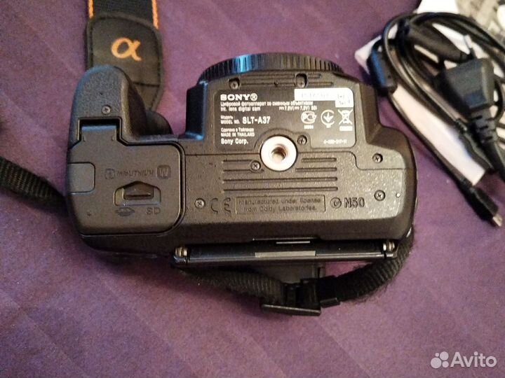 Зеркальный фотоаппарат sony SLT -A37