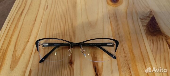 Продам очки с диоптриями -1,5 / -1,75