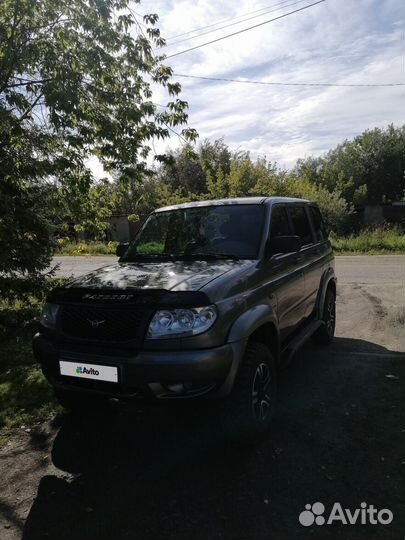 УАЗ Patriot 2.7 МТ, 2011, 92 000 км