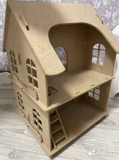 Домик кукольный