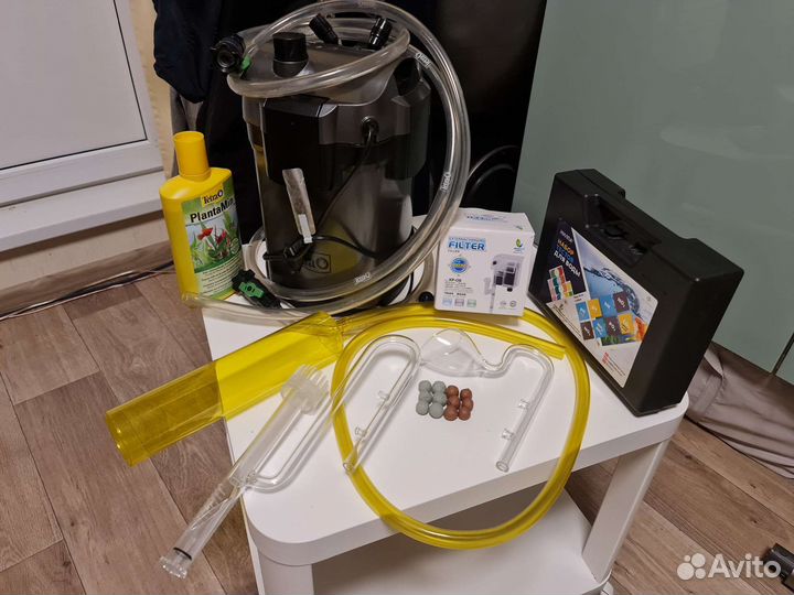 Аквариумные аксессуары, рыбки, растения