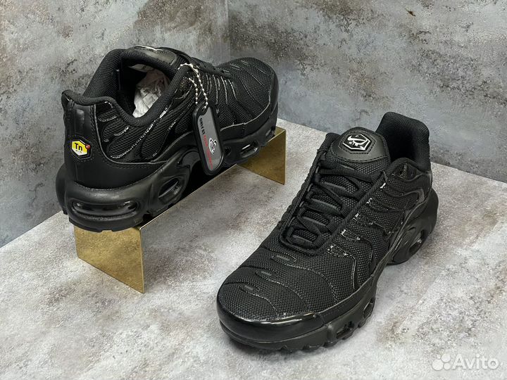 Кроссовки Nike air max tn plus